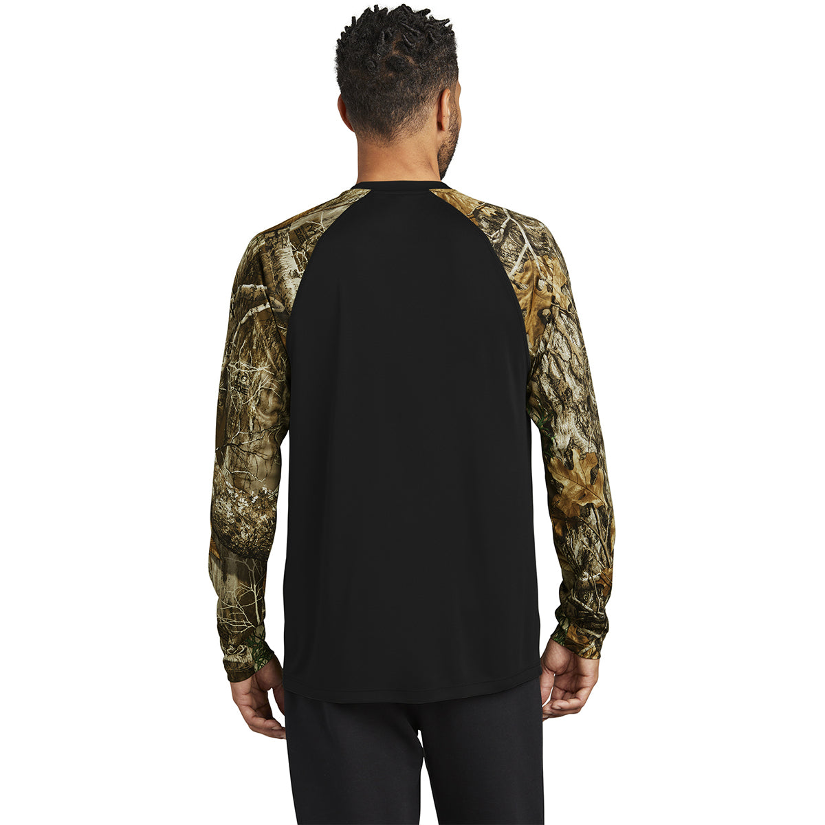Russell Outdoors Men's Stylish Realtree Edge Colorblock Long Sleeve Performance Tee